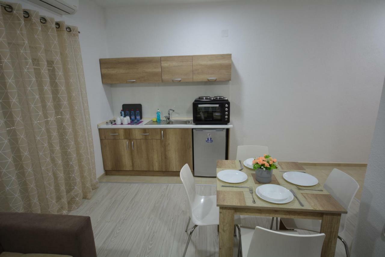 Luna Apartments Gevgelija Bagian luar foto